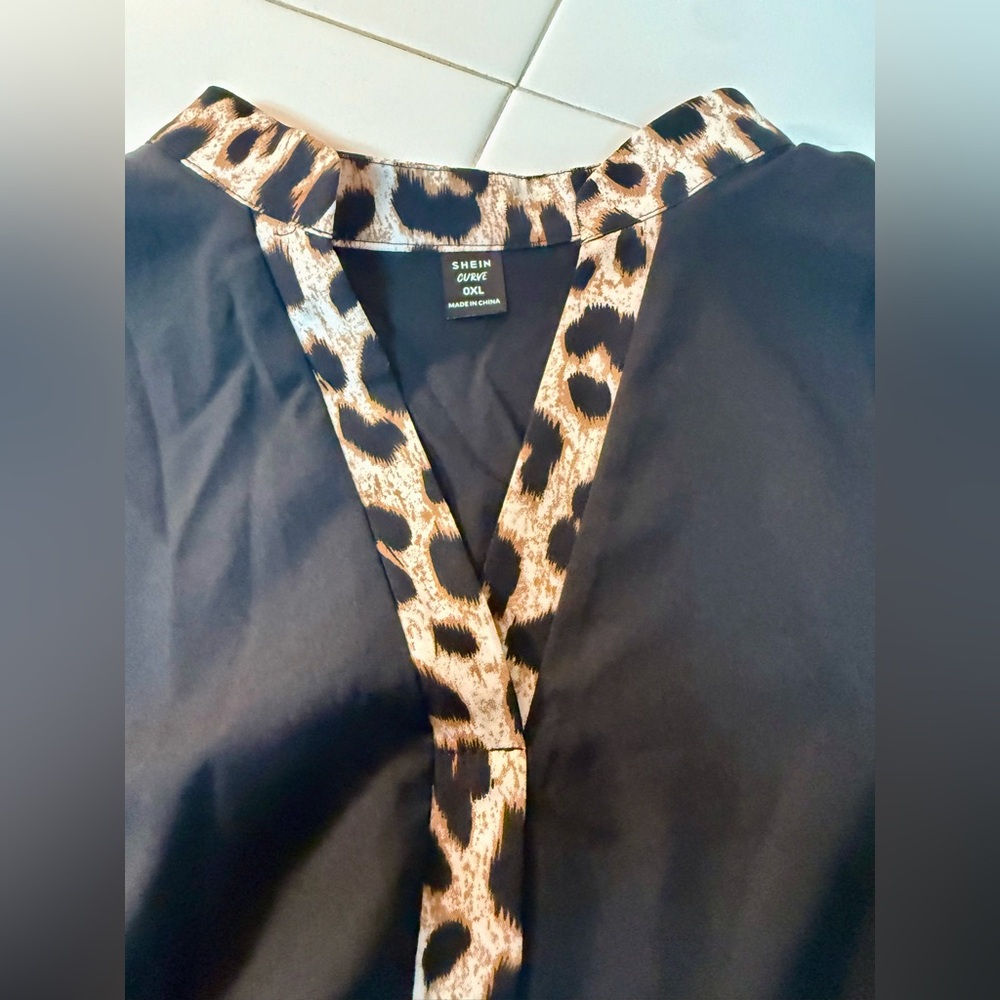 NWOT SHEIN CURVE Black & Leopard Print V-Neck Dress/Tunic 0XL (12)
